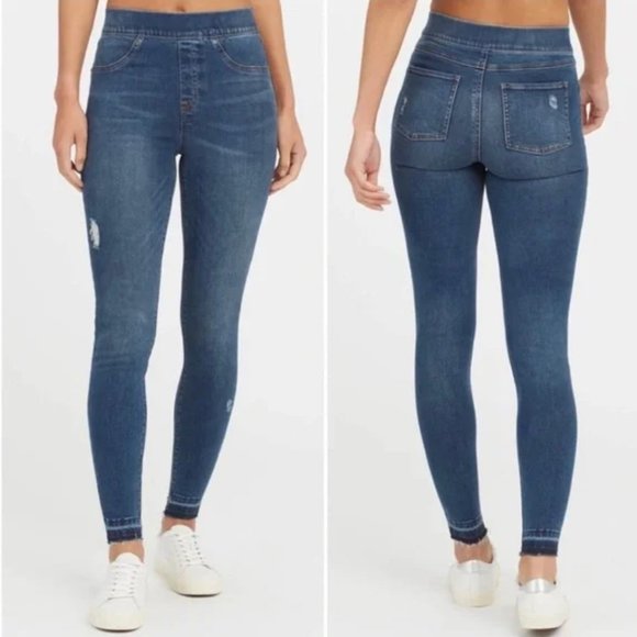 SPANX Distressed Ankle Skinny Jeans in Medium Wash - Picture 1 of 10